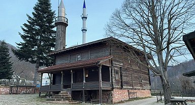 136 yıldır ayakta, çakılı bir tek çivisi bile yok