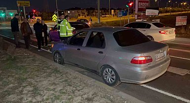 2 otomobilin çarpıştığı kazada 1 kişi yaralandı