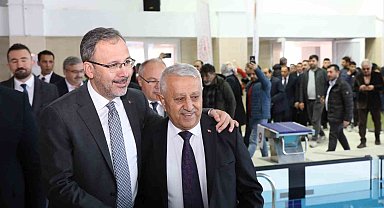 30 yıldır atıl vaziyetteki olimpik yüzme havuzu spora kazandırıldı