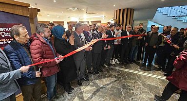 'Konuşan Çizgiler' karikatür sergisi açıldı