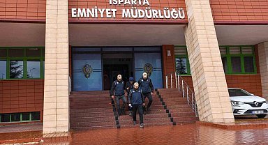 6 yıl, 3 ay hapis cezası ile aranan ihraç öğretmen yakalandı