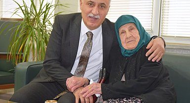 95 yaşındaki Fatma nine herkesi duygulandırdı