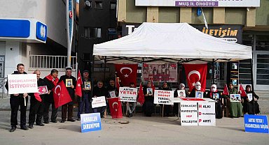 Acılı anne Necibe Çiftçi: "HDP ve PKK bir oğlumu dağa kaçırdı, bir oğlumu ise infaz etti"