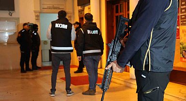 Adana Büyükşehir Belediyesine ihaleye fesat karıştırma ve rüşvet operasyonu: Çok sayıda gözaltı var
