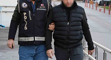 Adana Büyükşehir Belediyesine yapılan operasyonda 10 kişi gözaltına alındı