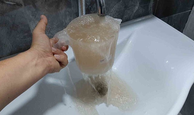 Adıyaman'da musluklardan çamurlu su aktı