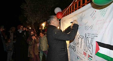 ADÜ'de 'Sizinle İftar, Gazzeli Kardeşlerimizle İftihar Ediyoruz' etkinliği düzenlendi