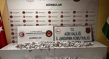 Ağrı'da kaçak takı malzemeleri ele geçirildi