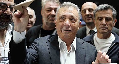 Ahmet Nur Çebi oyunu kullandı