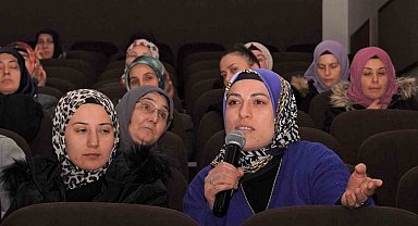 Aile Okulu'nda "Bilinçli Aile, Bilinçli Toplum" vurgusu yapıldı