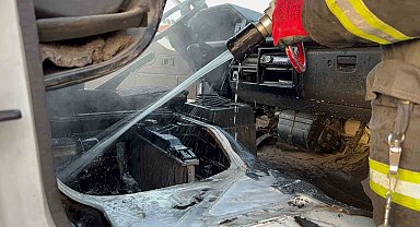 Aksaray'da seyir halindeki kamyonet yandı