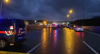 Aksiyon filmlerini aratmayan rehine krizi: Tır şoförünü rehin aldı, o anları canlı paylaştı