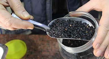 Aktar esnafından vatandaşlara 'kara mürver' tavsiyesi