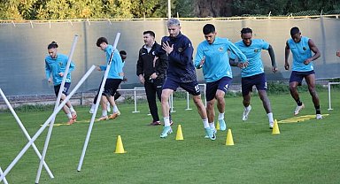 Alanyaspor, Antalyaspor maçı hazırlıklarına başladı