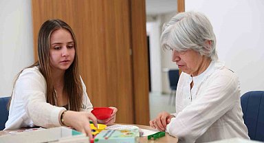 Alzheimer Yaşam Merkezi hem hastalara hem ailelere kolaylık sağlıyor