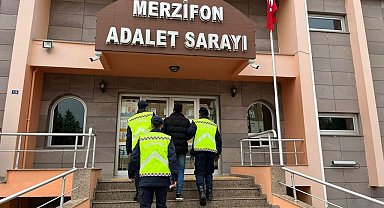 Amasya'da uyuşturucudan 22,5 yıl hapis cezası bulunan şahıs yakalandı