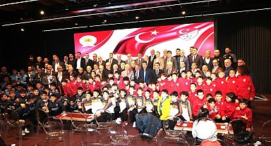 Amatör futbolda ödüller sahibi buldu