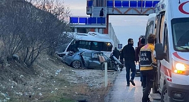 Ankara'da feci kaza: 21 yaralı