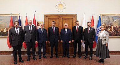 Ankara'da iki Erzurum zirvesi