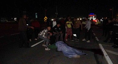 Antalya'da feci ölüm: Otomobil çarptıktan sonra üzerinden 2 araç geçti