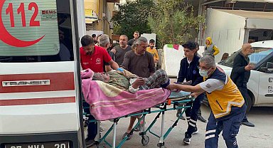 Antalya'da yangın paniği: Yaşlı kadını itfaiye ekipleri son anda kurtardı