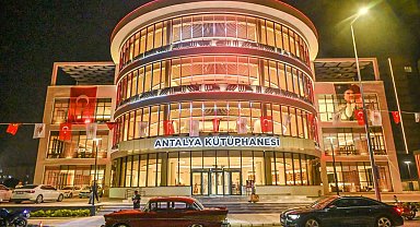 Antalya'nın dev kütüphanesi açılış için gün sayıyor
