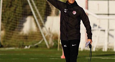 Antalyaspor'da Nuri Şahin, Borussia Dortmund ile anlaştı