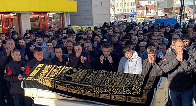 Anten tamir ederken 3. kattan düşüp hayatını kaybeden itfaiye görevlisi toprağa verildi