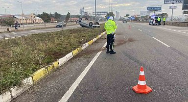 Araç takla attı, evli çift yaralandı