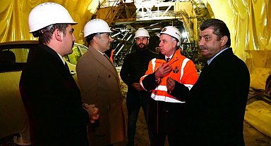 Ardahan Valisi Hayrettin Çiçek, Aşıkşenlik tünelinde incelemelerde bulundu