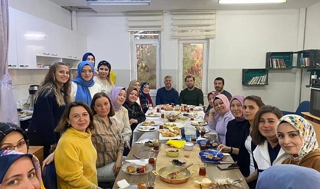 Aşçılık kursiyerleri kahvaltı programı düzenledi