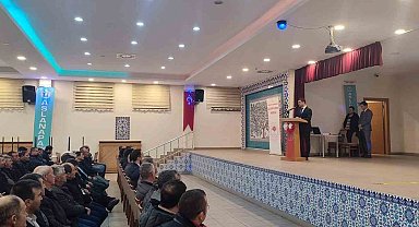 Aslanapa'da çiftçi eğitim toplantısı