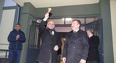 Atatürk Lisesi'nde ilk zili Başkan Söğüt çaldı