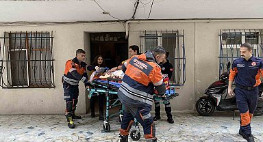 Avcılar'da 89 yaşındaki kadın evinde baygın halde bulundu