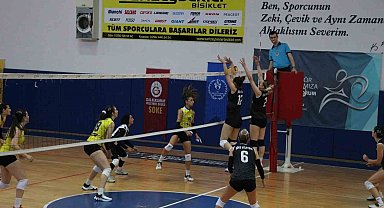 Aydın'da salon sporları parlamaya devam ediyor