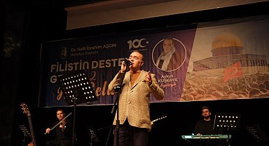 Aykut Kuşkaya Filistin'e destek gecesinde sahne aldı