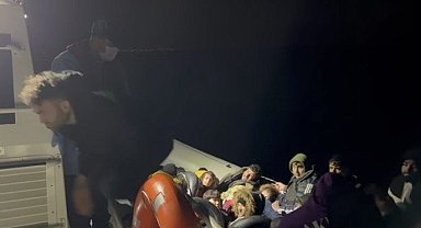 Ayvacık açıklarında 33 kaçak göçmen yakalandı