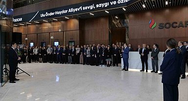 Azerbaycan halkının Ulusal Lideri Haydar Aliyev, vefatının 20'nci yıl dönümünde anıldı