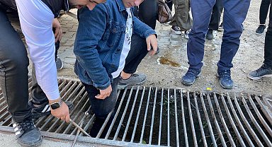 Bacağı mazgala sıkışan genci itfaiye ekipleri kurtardı