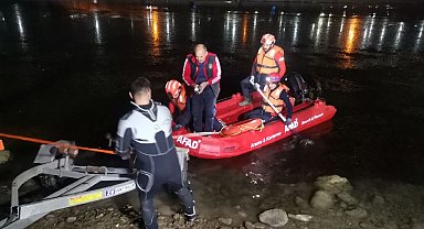 Balık tutma sevdası kötü bitti: Baraja düşen çocuğu arama çalışmaları sürüyor