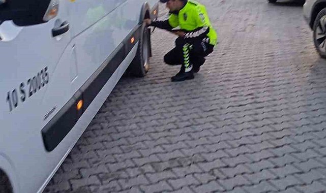 Balıkesir'de kış lastiği denetimleri başladı