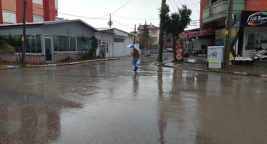 Balıkesir'de sağanak etkili oldu