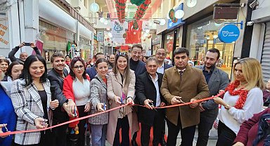 Bandırma'da El Emeği Yılbaşı Alışveriş Günleri Başladı