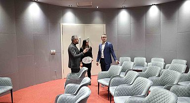 Başakşehir Belediye Başkanı Kartoğlu, gençleri Başakşehir Gençlik Merkezi'ne davet etti