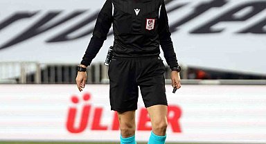 Başakşehir - Sivasspor maçında Mete Kalkavan düdük çalacak