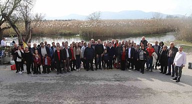 Başkan Aras, muhtarlarla buluştu