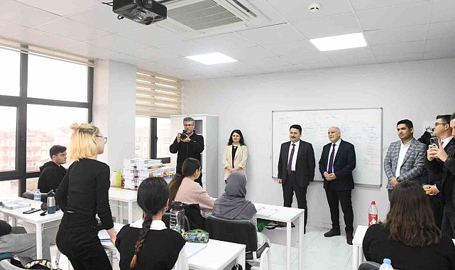 Başkan Avcı, "Gençlerimizle geleceğimizi inşa ediyoruz"