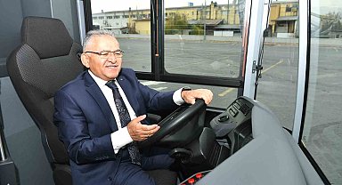 Başkan Büyükkılıç: "Yeni elektrikli otobüslerimiz görücüye çıkıyor"