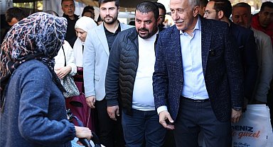 Başkan Gültak, Kiremithane Mahallesi semt pazarını gezdi