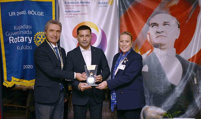 Başkan Günel'e başarı ödülü
